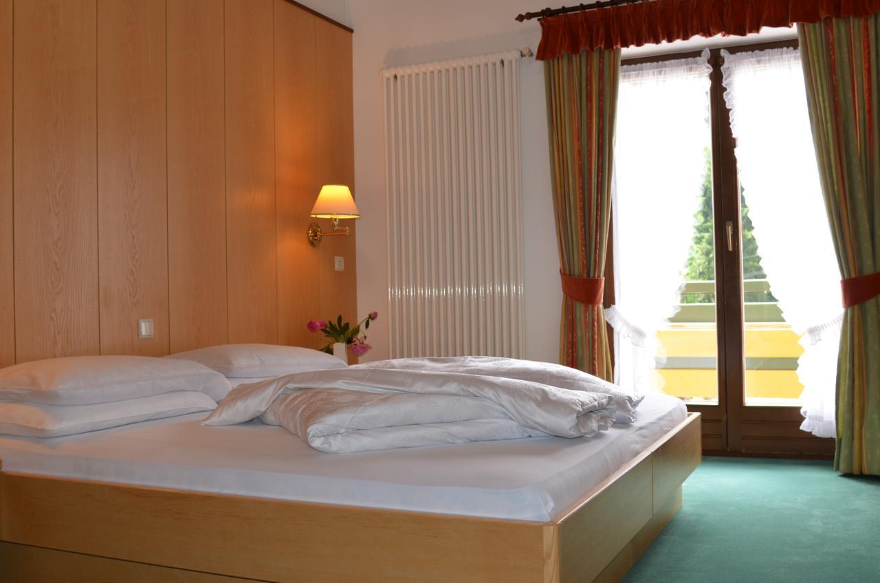 Hotel Brandl San Candido Kültér fotó